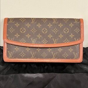 Authentic LV Vintage Monogram Clutch